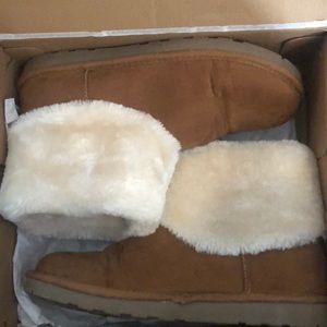 Very comfy boots size 8 chestnut